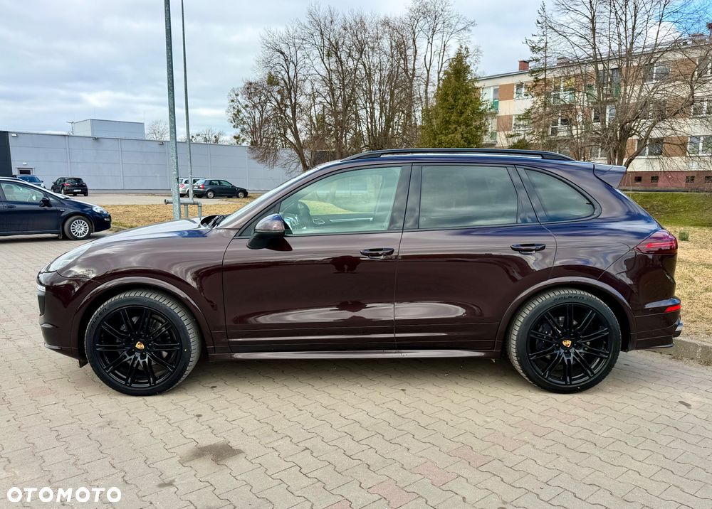 Porsche Cayenne Diesel Platinum Edition - 13