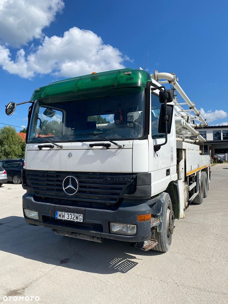 Mercedes-Benz Putzmaister M32 4Z - 3