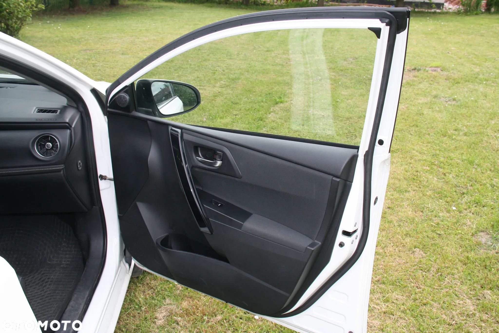 Toyota Auris 1.6 Comfort - 12