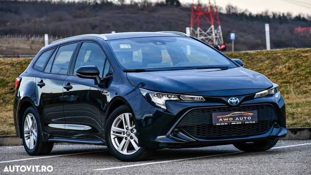 Toyota Corolla 1.8 HSD Business - 3