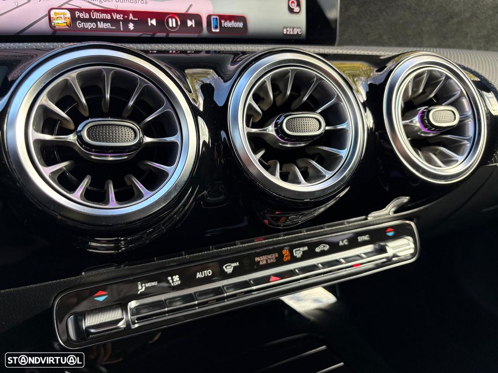 Mercedes-Benz A 200 AMG Line Aut. - 38