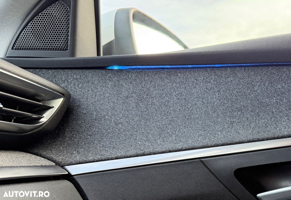 Peugeot 3008 BlueHDi 130 Stop & Start EAT8 Roadtrip - 16