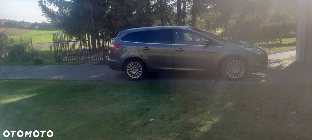 Ford Focus 2011 photo 4