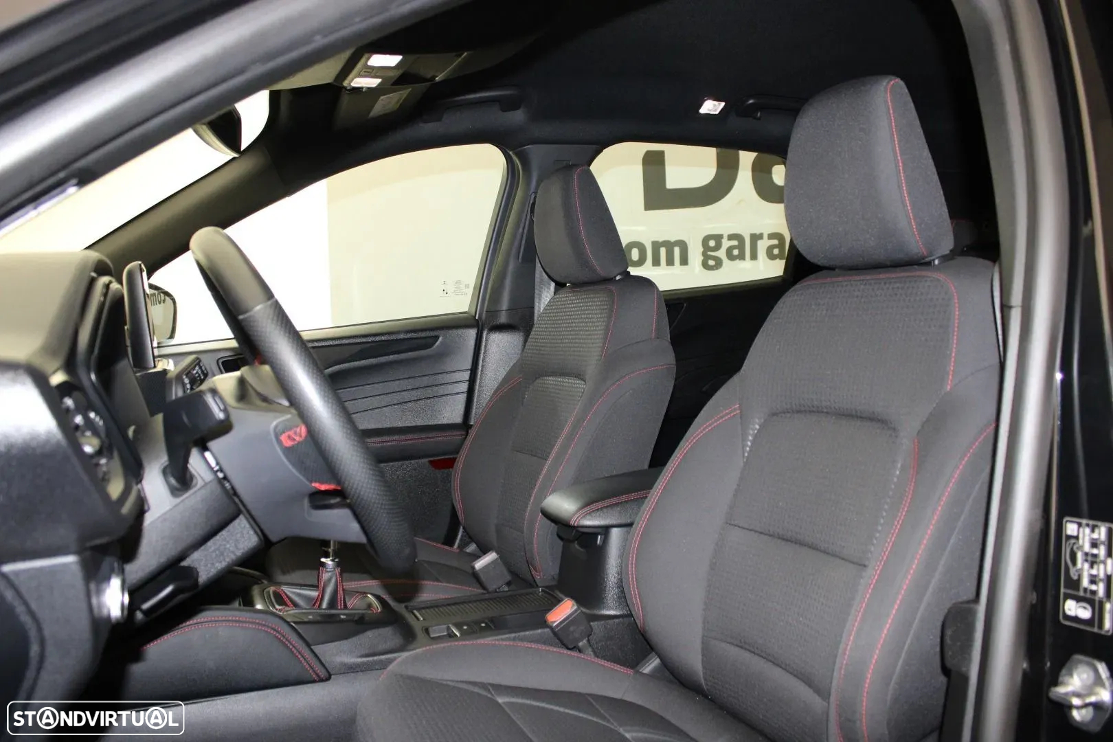 Ford Kuga 1.5 EcoBoost ST-Line - 5