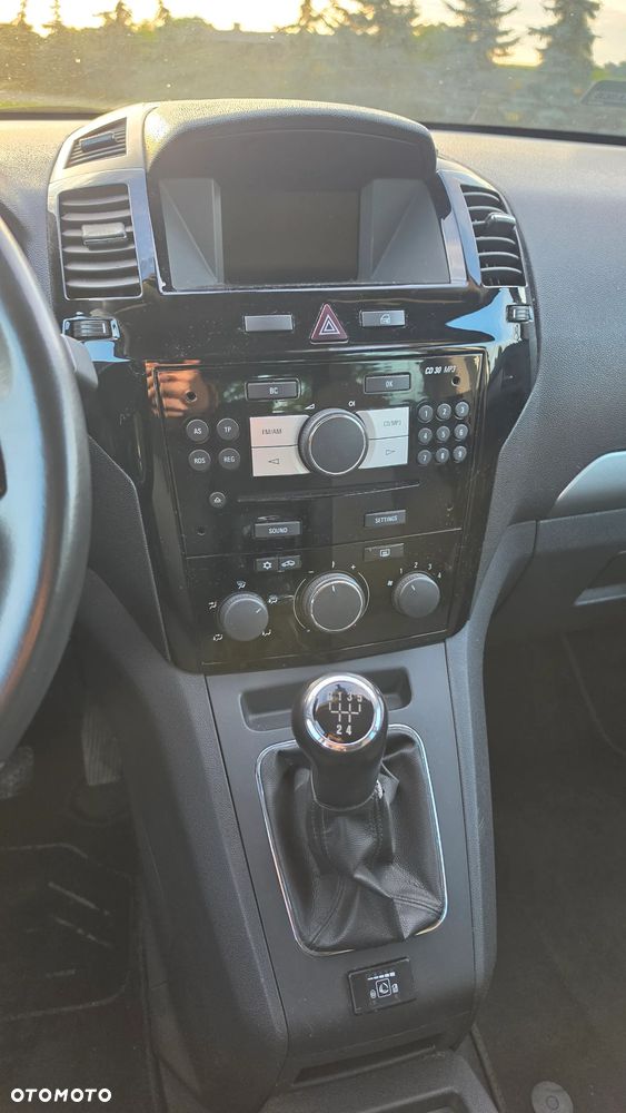 Opel Zafira 1.8 111 - 11