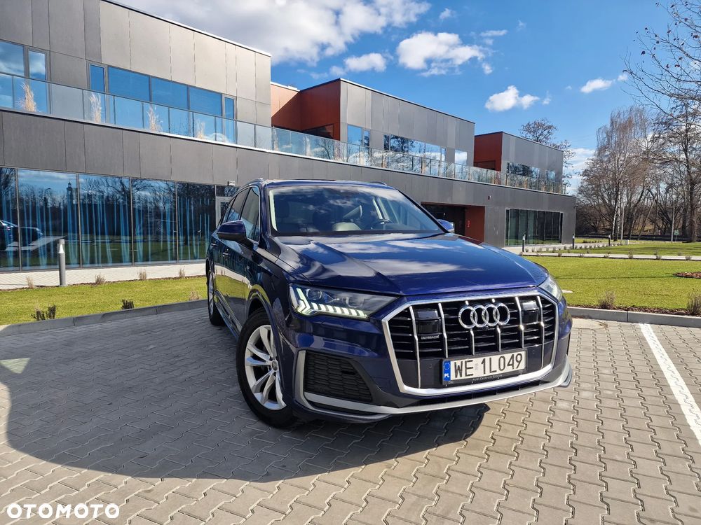 Audi Q7 - 1