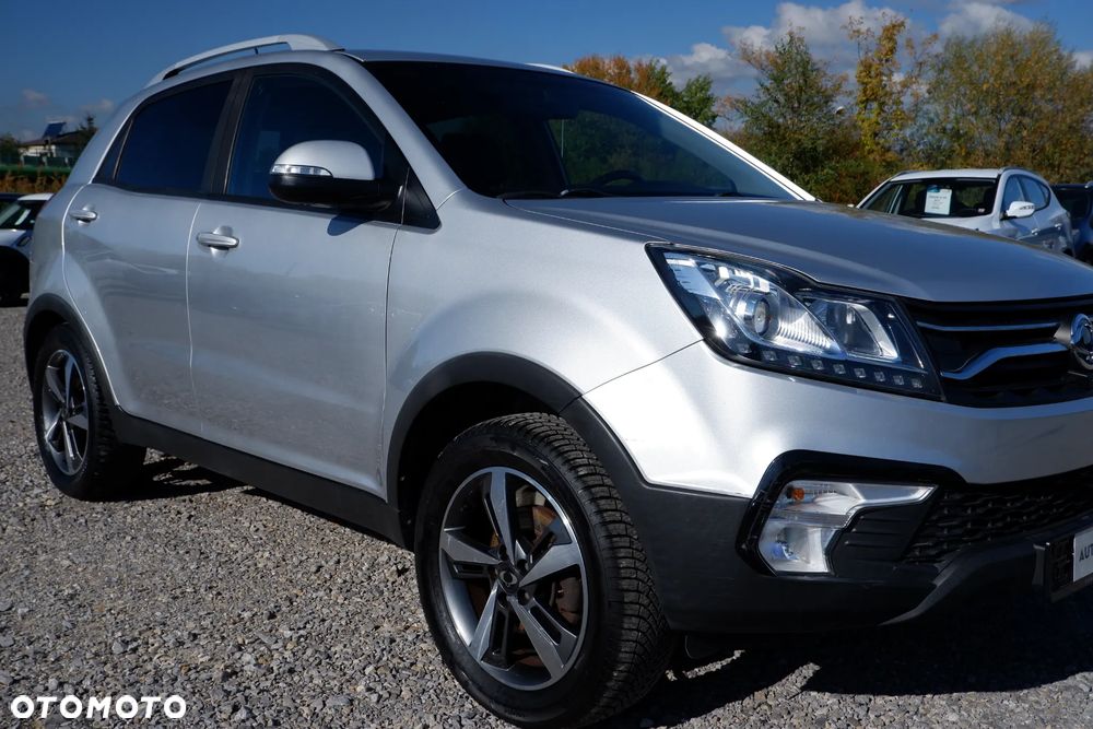 KG Mobility Korando 2018 photo 2