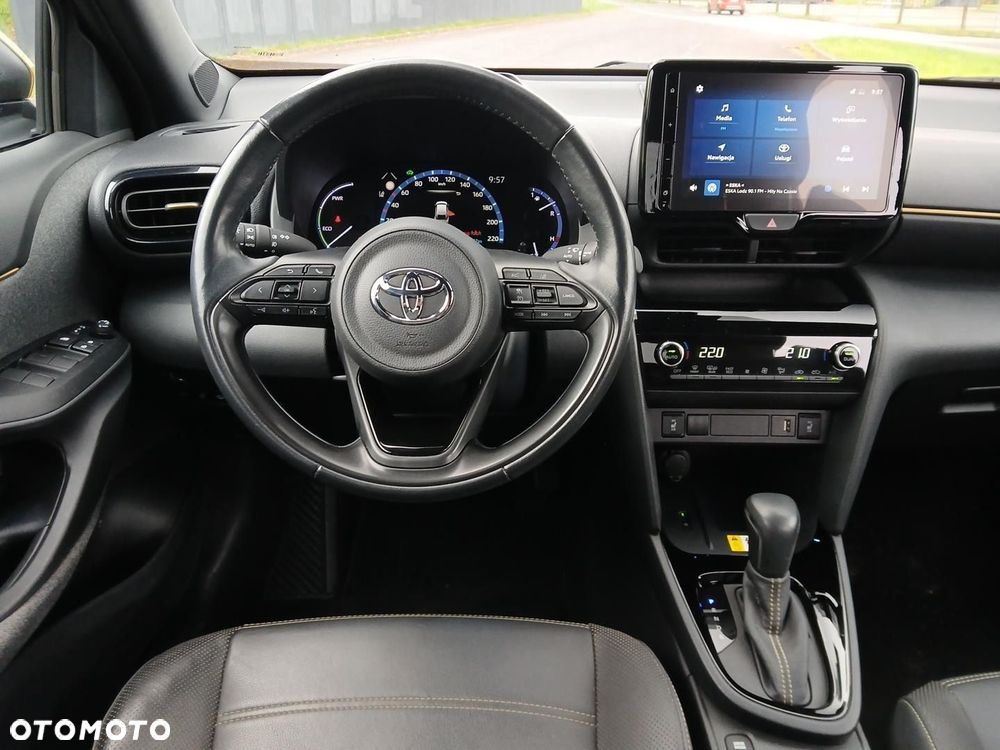 Toyota Yaris Cross Hybrid 1.5 Premiere Edition - 28