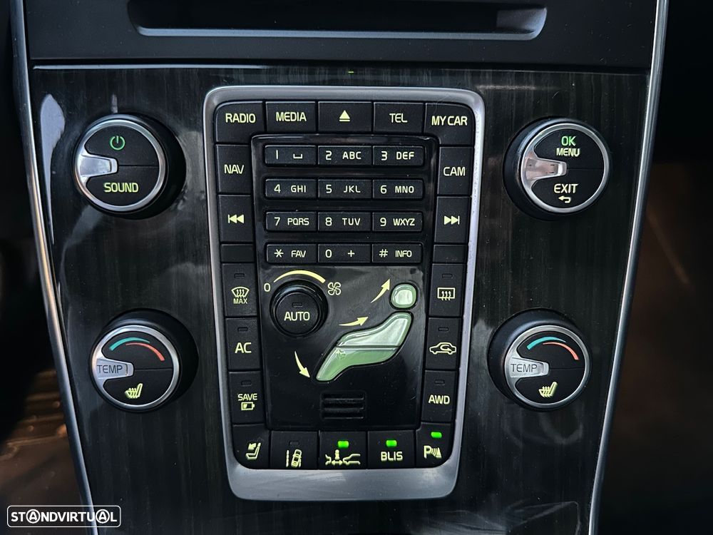 Volvo V60 D6 Plug-In-Hybrid AWD Geartronic Pure Limited - 20