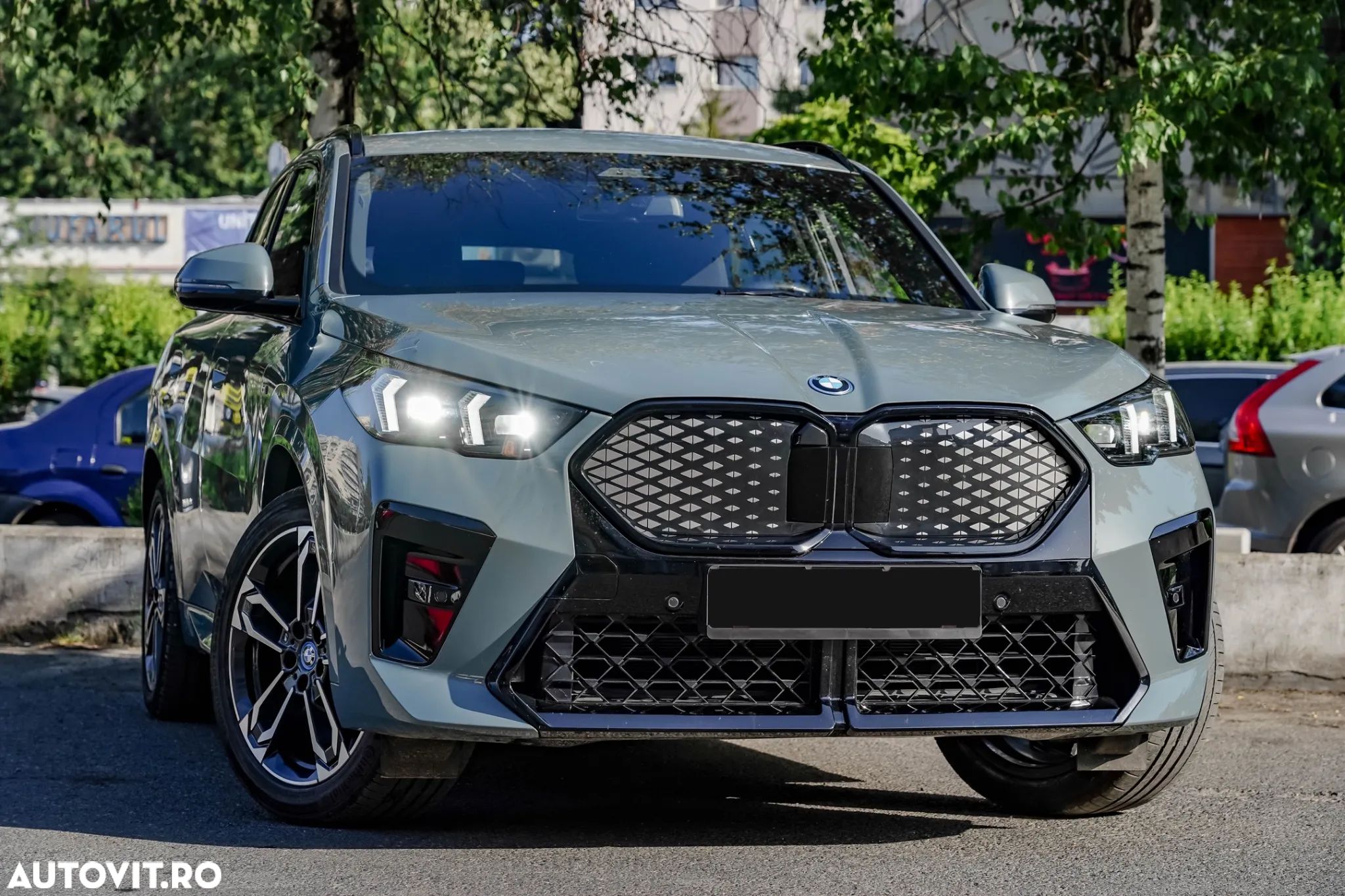 BMW iX2 xDrive30 - 1