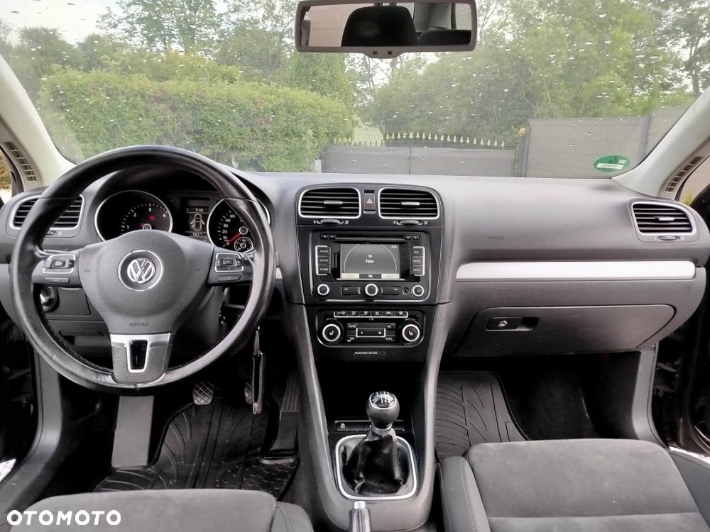 Volkswagen Golf - 5