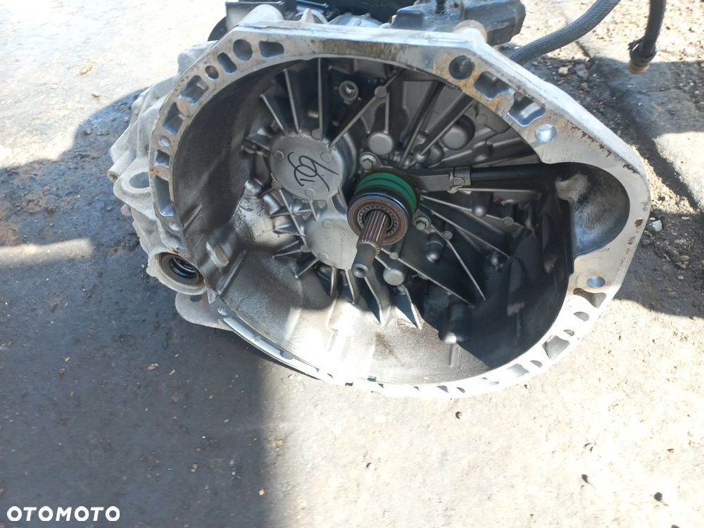 Renault Master III 2.3 DCI 15r PF6033   PF6S033 skrzynia biegów niski przebieg - 2