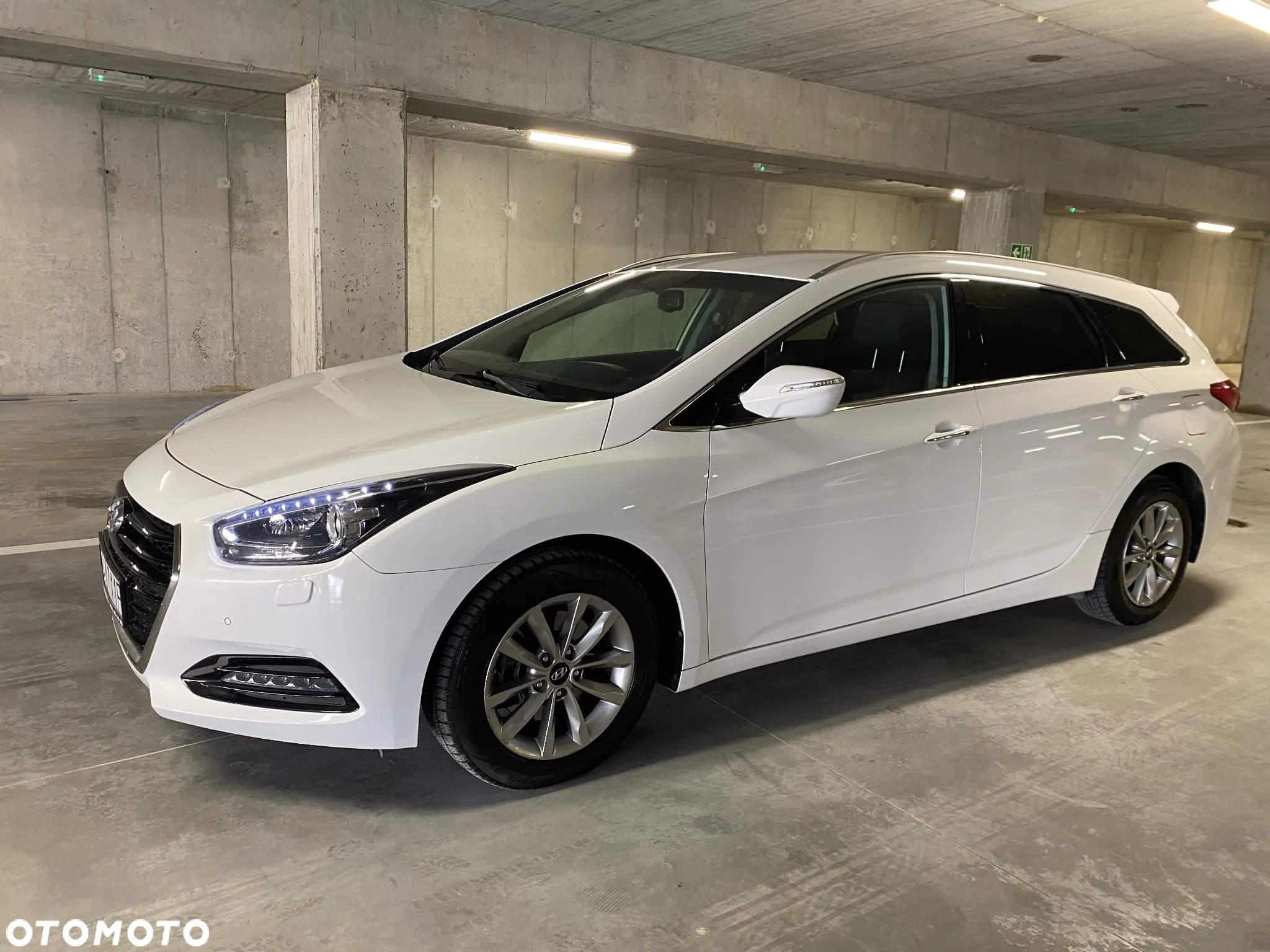 Hyundai i40 1.7 CRDi BlueDrive Business DCT - 4
