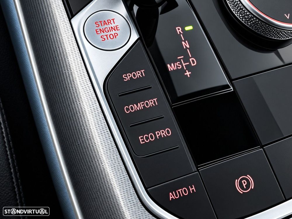 BMW 318 d Line Sport Auto - 26