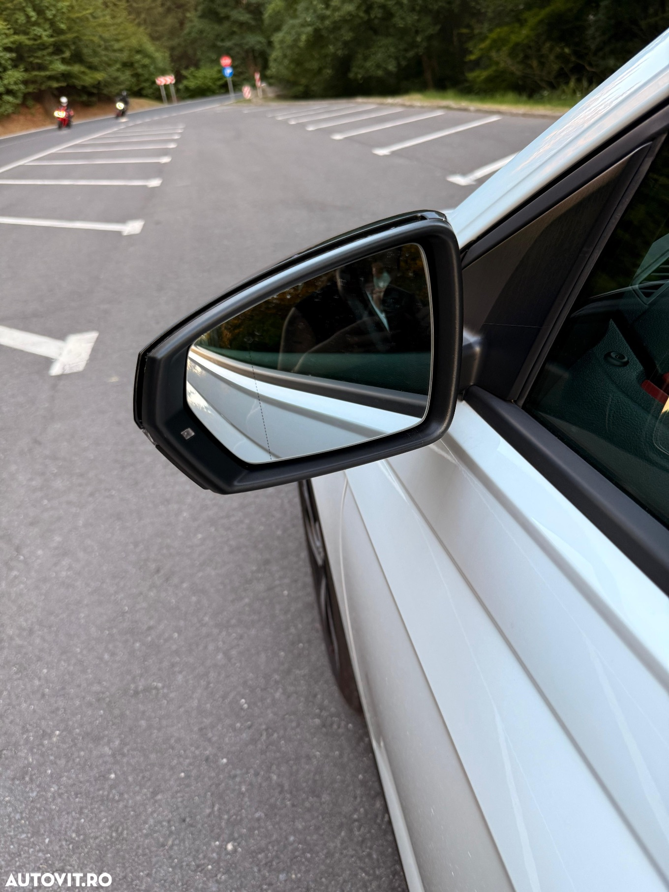 Volkswagen Polo 2.0 TSI DSG GTI - 9