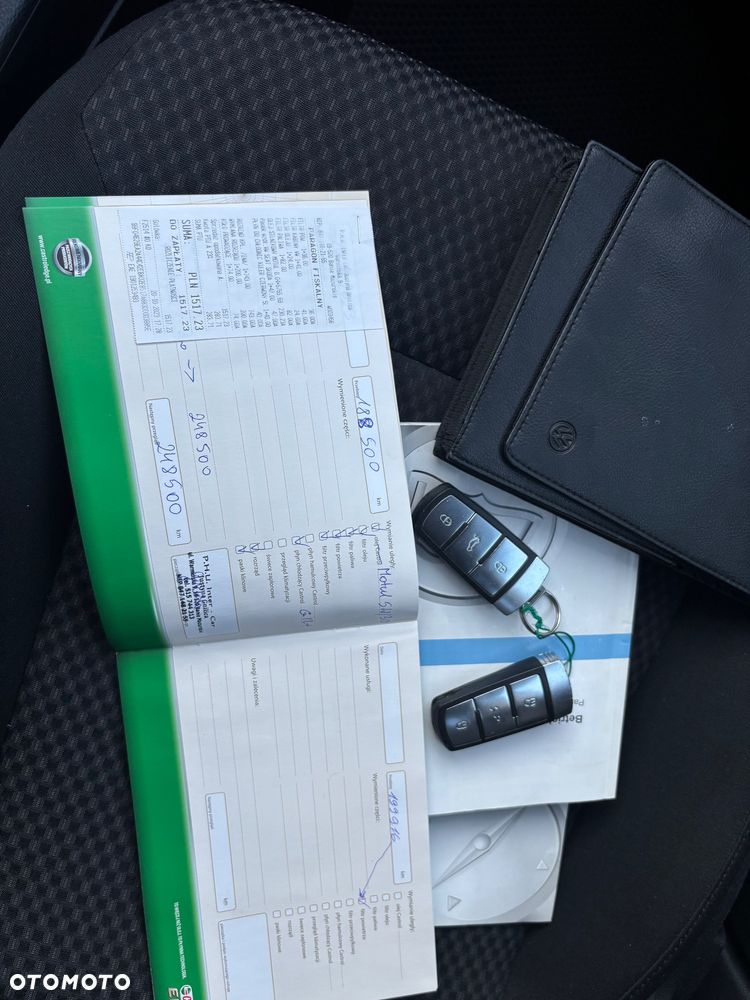 Volkswagen Passat - 24