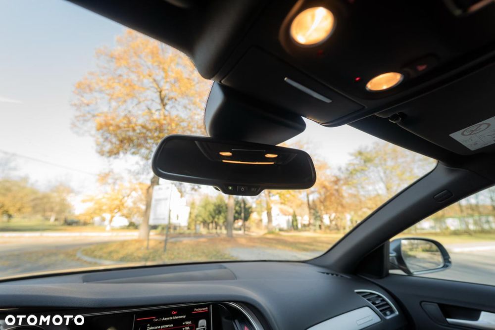 Audi A4 Avant 2.0 TDI Quattro Sport S tronic - 28