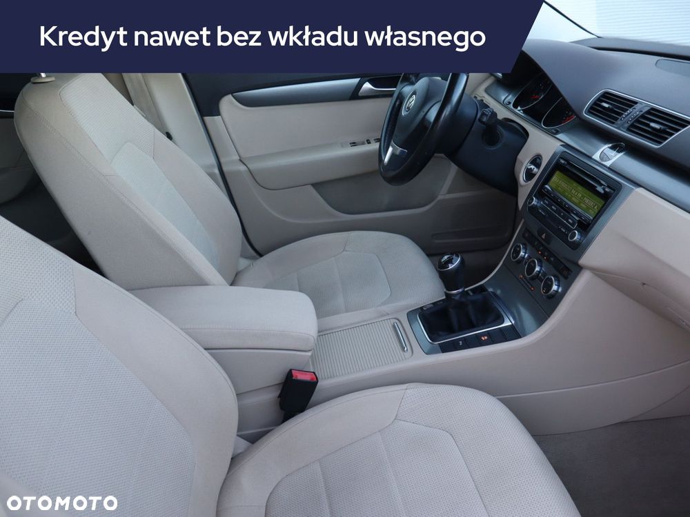 Volkswagen Passat Variant - 11