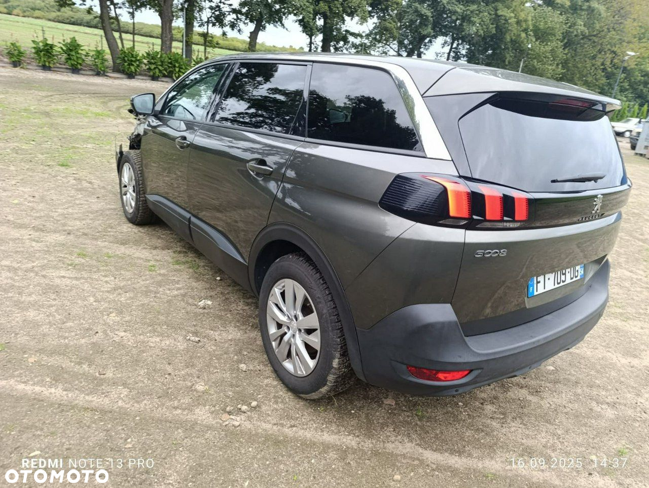 Peugeot 5008 - 10