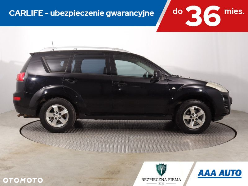 Peugeot 4007 - 7