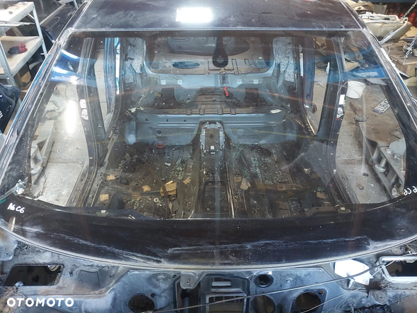 Szyba czołowa przednie przód Audi A6 C6 04-12 z czujnikiem czujnik sensor ŁADNA
