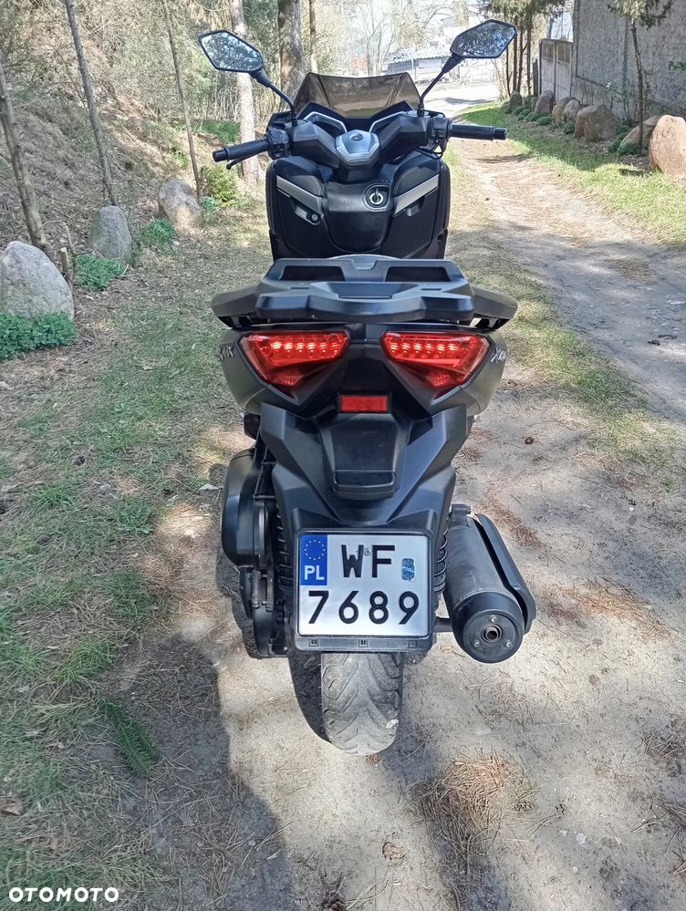 Yamaha X-max - 4