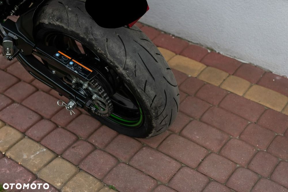 Kawasaki Z 650 - 10