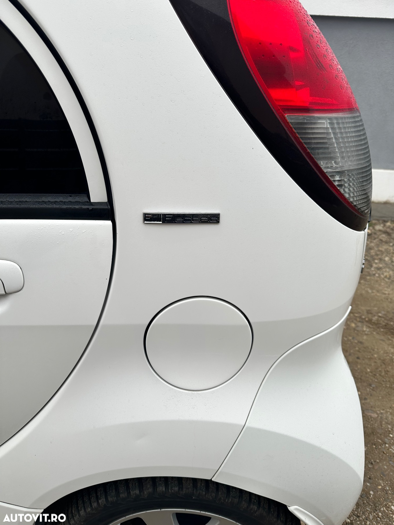 Peugeot iON Active - 11
