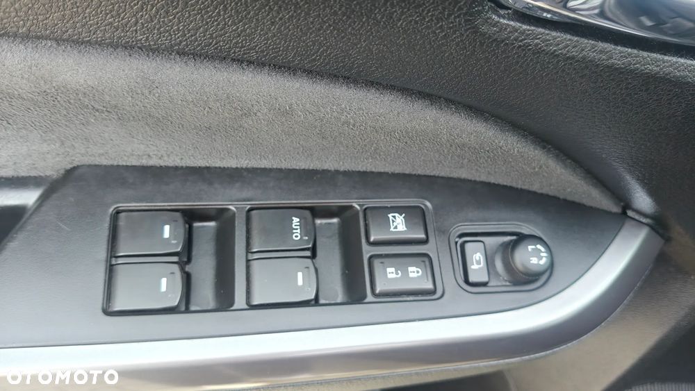 Suzuki Vitara 1.5 Dualjet Hybrid AGS Comfort+ "SHINKAI" - 21
