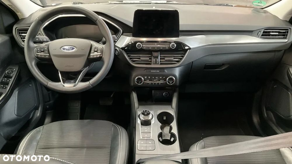 Ford Kuga - 4