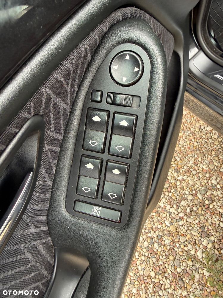 BMW Seria 5 - 27