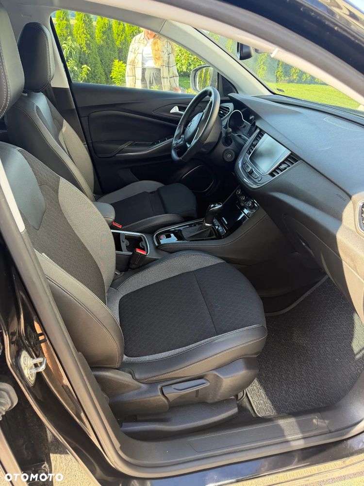 Opel Grandland X 1.6 T Elite S&S - 9