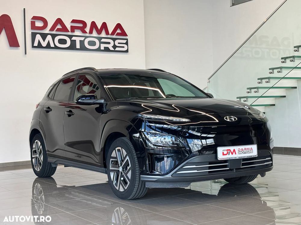 Hyundai KONA Select - 3