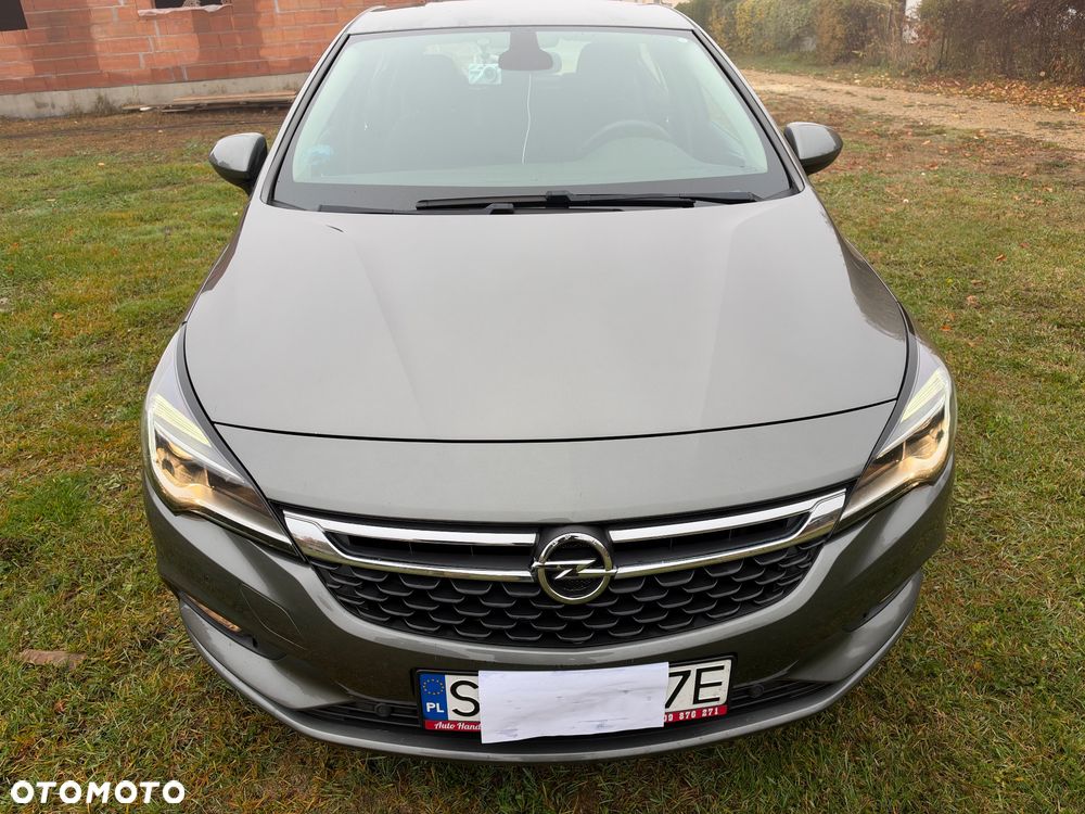 Opel Astra 2018 photo 2