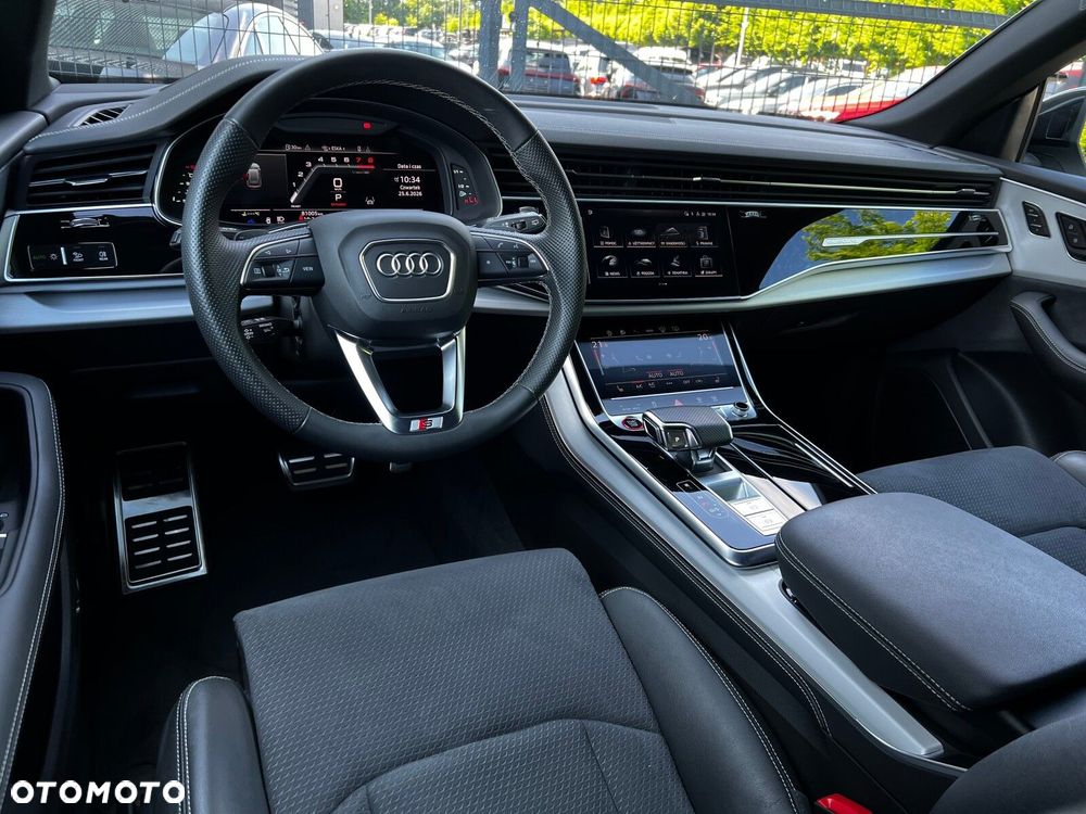 Audi SQ8 TFSI Quattro Tiptronic - 11