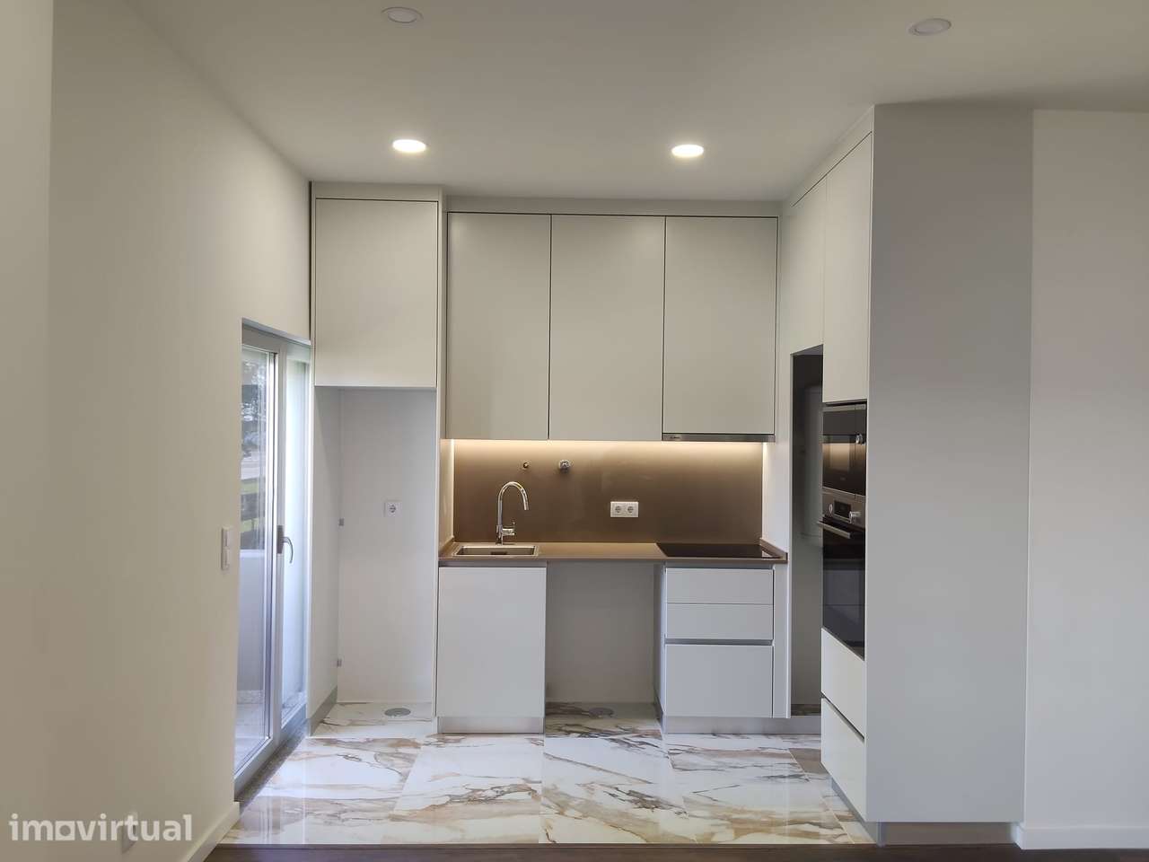 Apartamento T1 novo Mem Martins - Grande imagem: 3/9