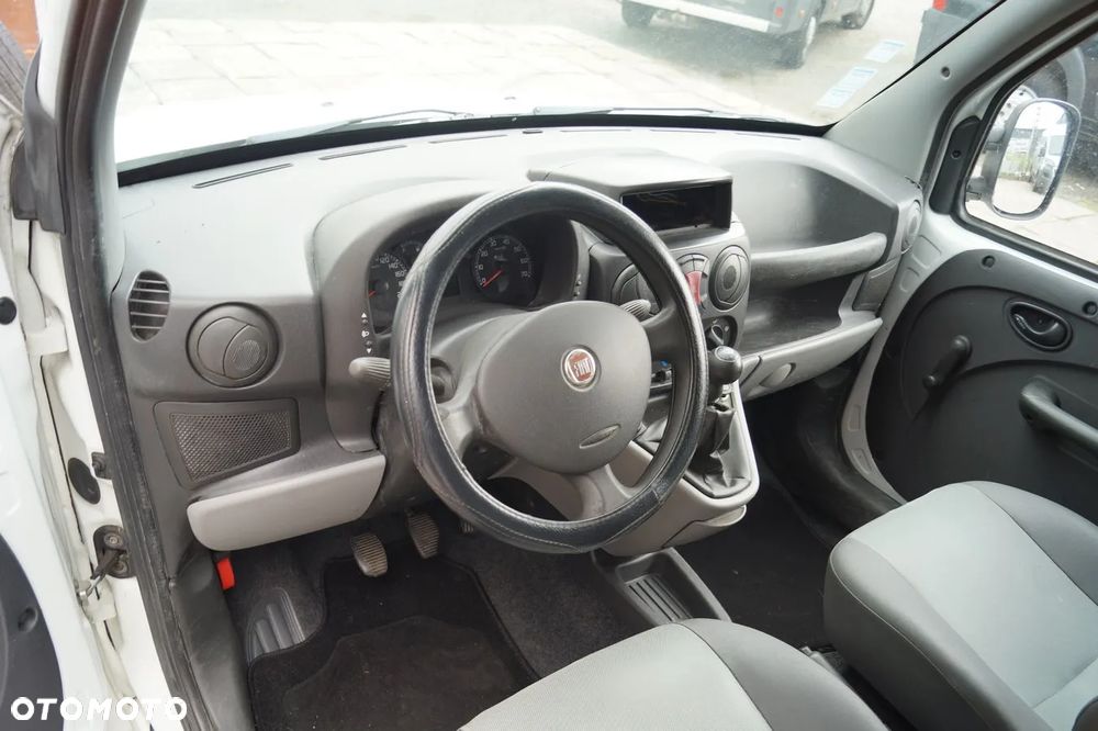 Fiat Doblo - 17