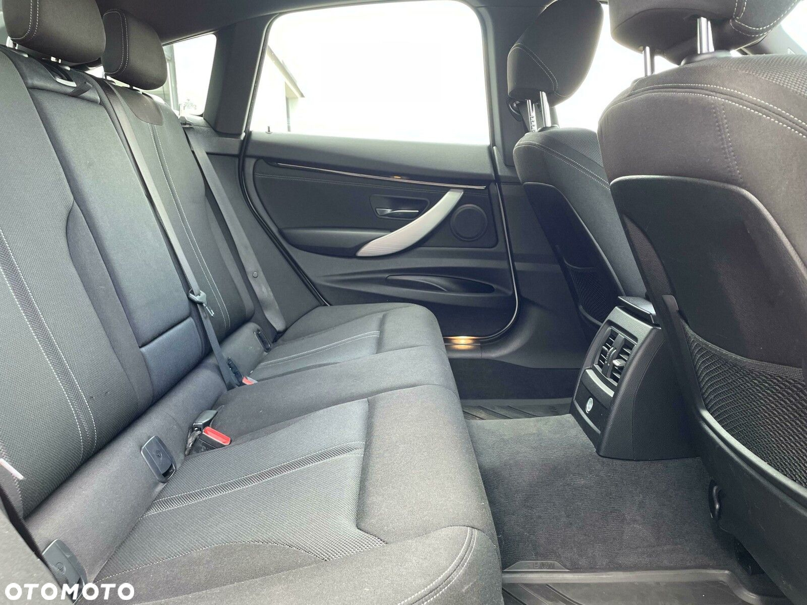 BMW Seria 3 320i GPF xDrive M Sport Sport - 12