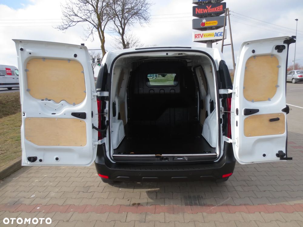 Renault EXPRESS  1.3/102 KM.  -ORYGINAŁ NISKI PRZEBIEG i LAKIER SALON POLSKA - 26