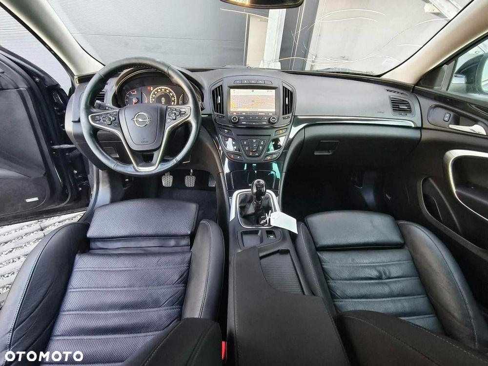 Opel Insignia - 12