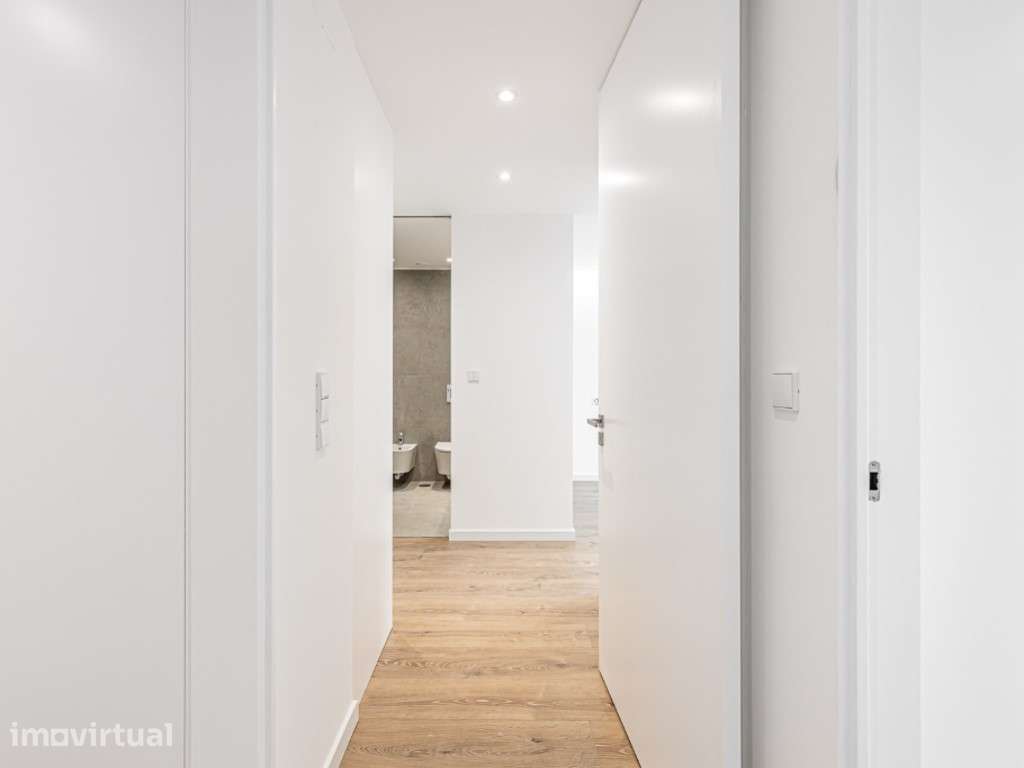 Apartamento T3 | Lugar de Garagem | Arrecadação - Grande imagem: 4/14