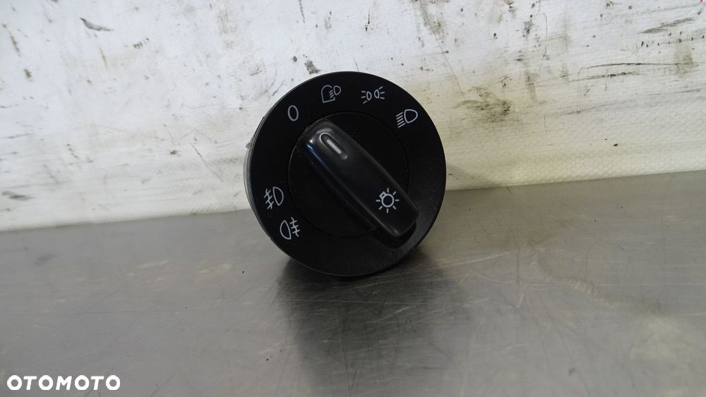 PRZEŁĄCZNIK ŚWIATEŁ VOLKSWAGEN TOURAN I 2.0 - 3