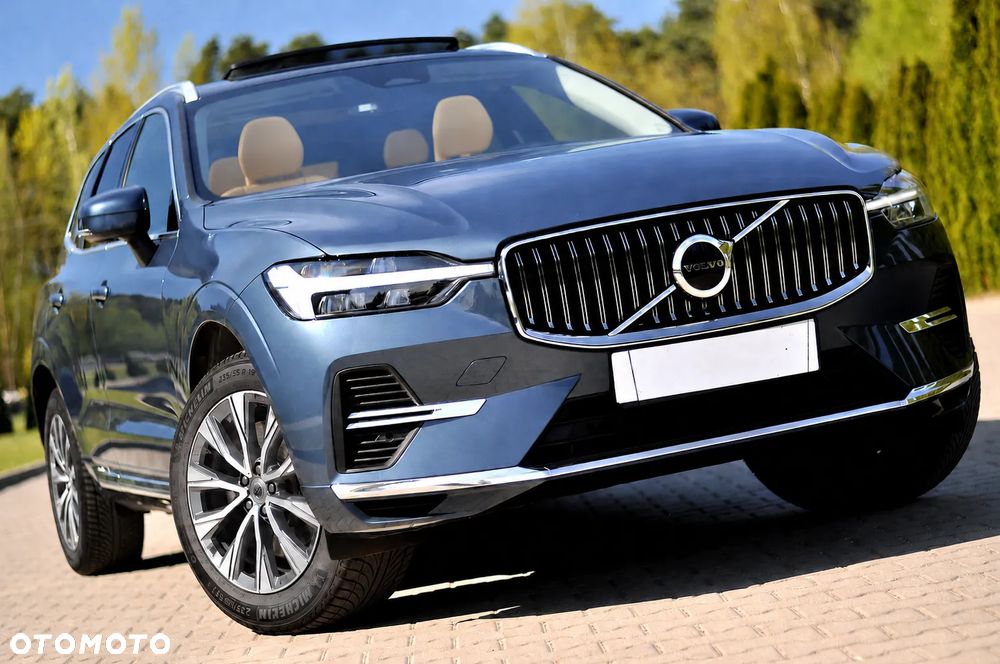 Volvo XC 60 T6 AWD Plus Bright - 2