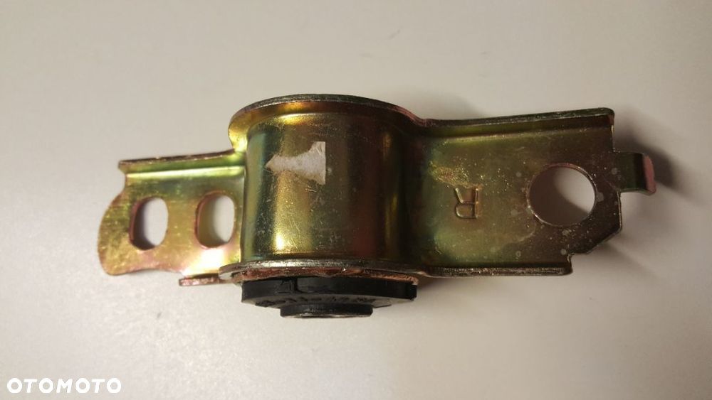 TULEJA TYLNA WAHACZA PRZEDNIEGO MAZDA  Prawa  TYLNA DOLNA MAZDA 323 C/F/S IV 89-94  Z-9208,B455 34 46XA - 2