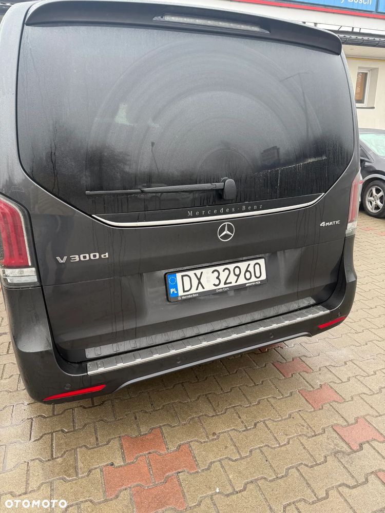 Mercedes-Benz Klasa V 300 d 9G-Tronic Exclusive (d³ugi) - 4