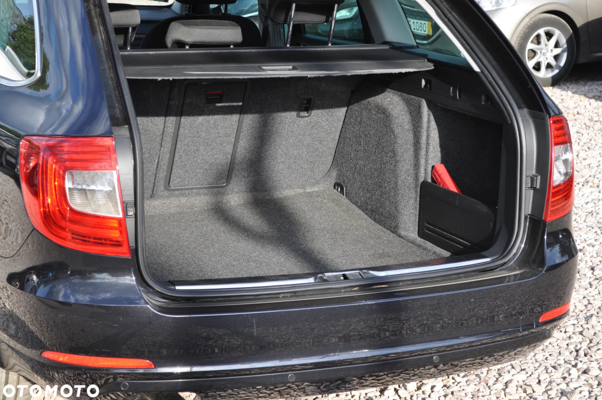 Skoda Superb 2.0 TDI 4x4 Elegance DSG - 19