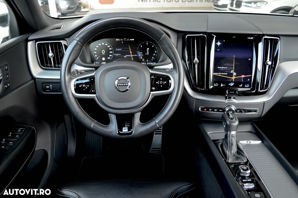 Volvo XC 60 D4 AWD R-Design - 6