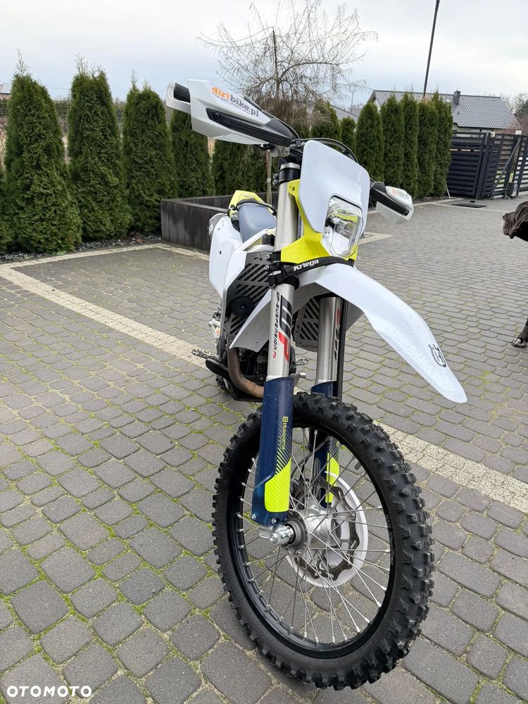 Husqvarna FE - 4