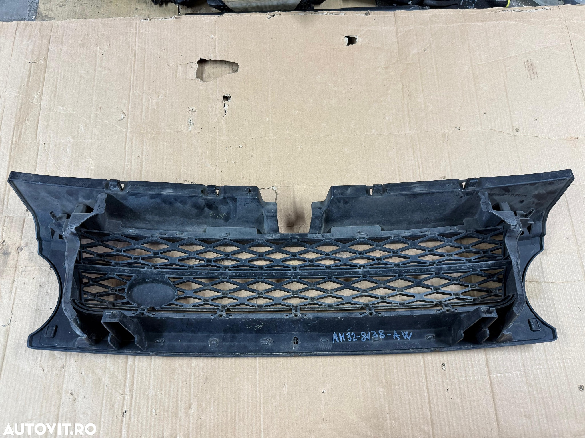 Grila bara fata Range Rover sport 2010-2013 - 4