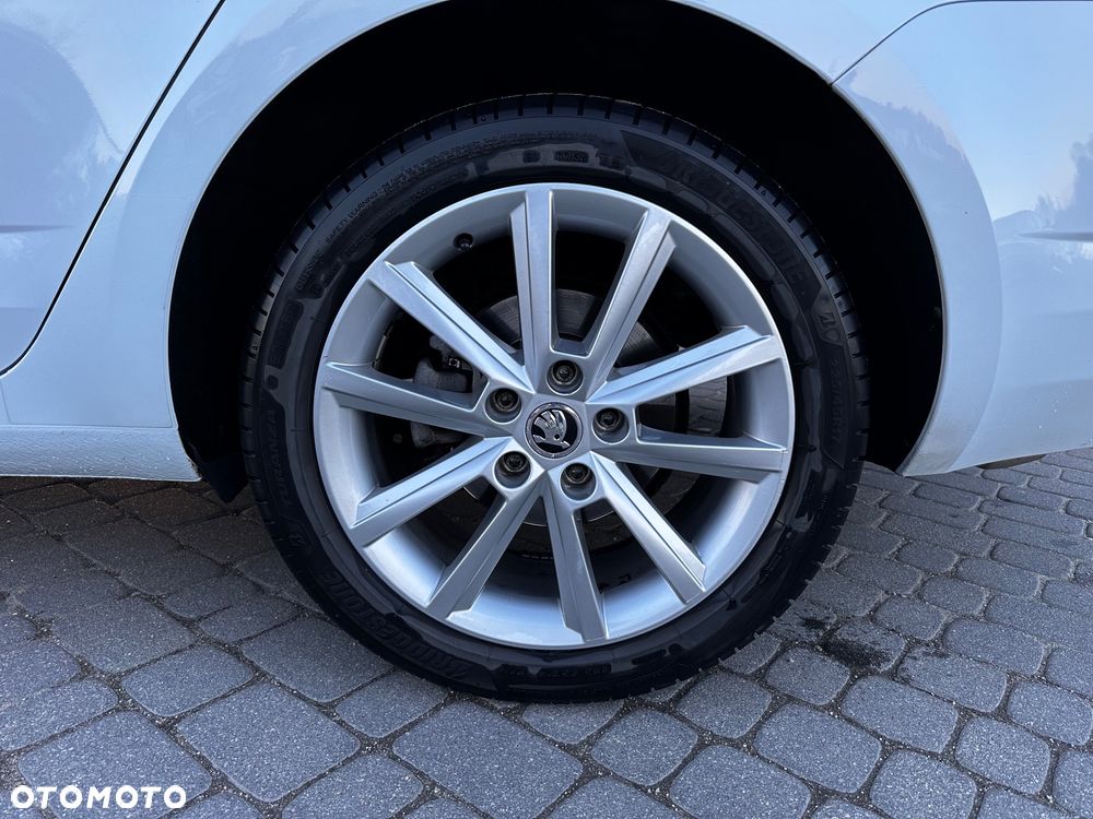 Skoda Octavia 1.8 TSI Elegance DSG - 10